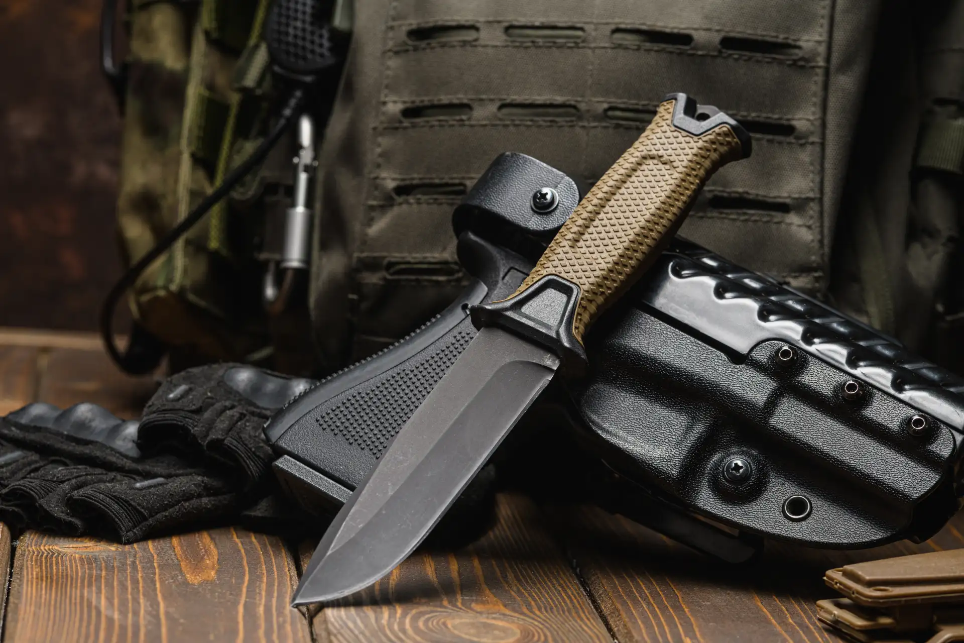 combat-knife-military-ammunition (6) 1